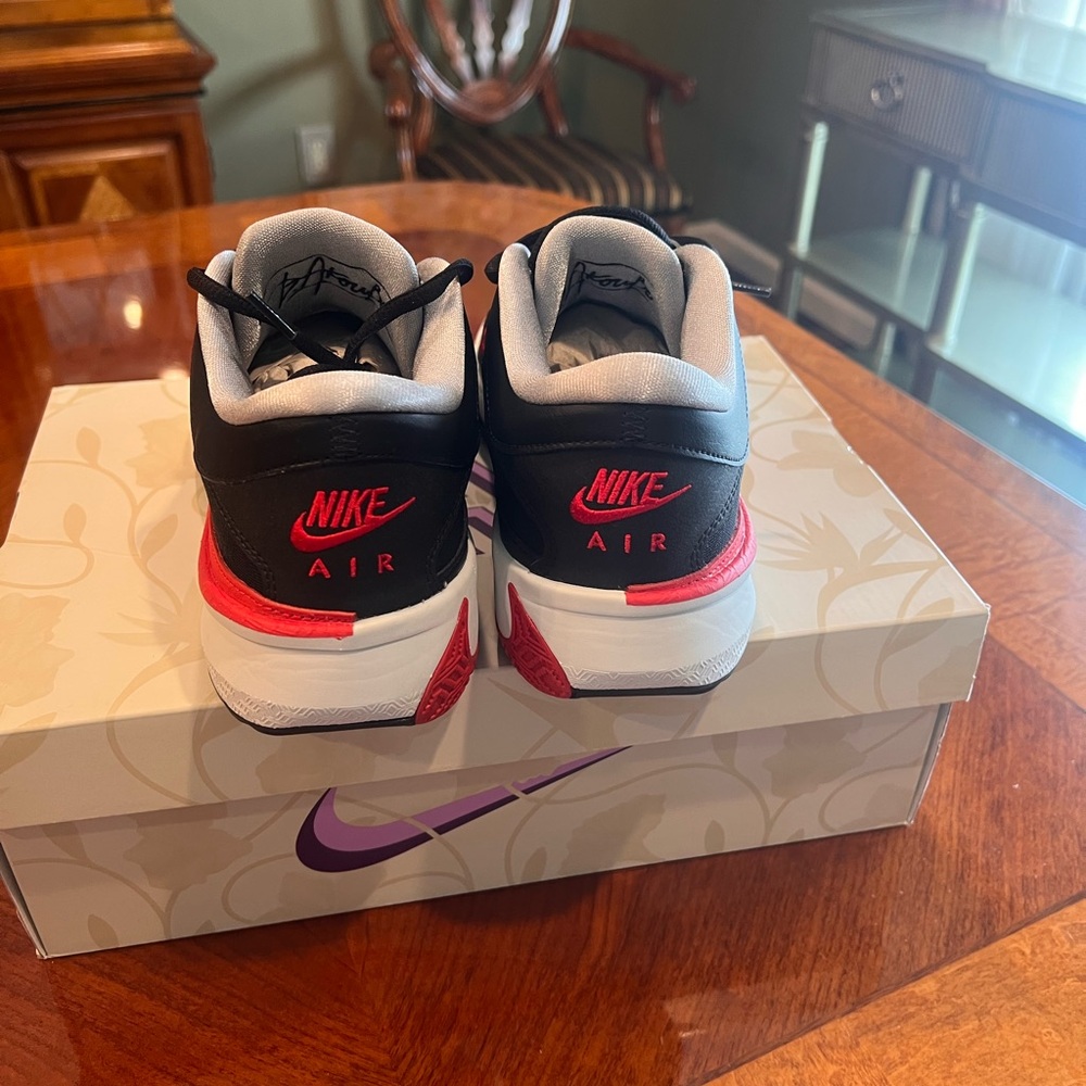 Men's Nike Black Zoom Freak 5 Low Top Shoes - Picture 5 of 8